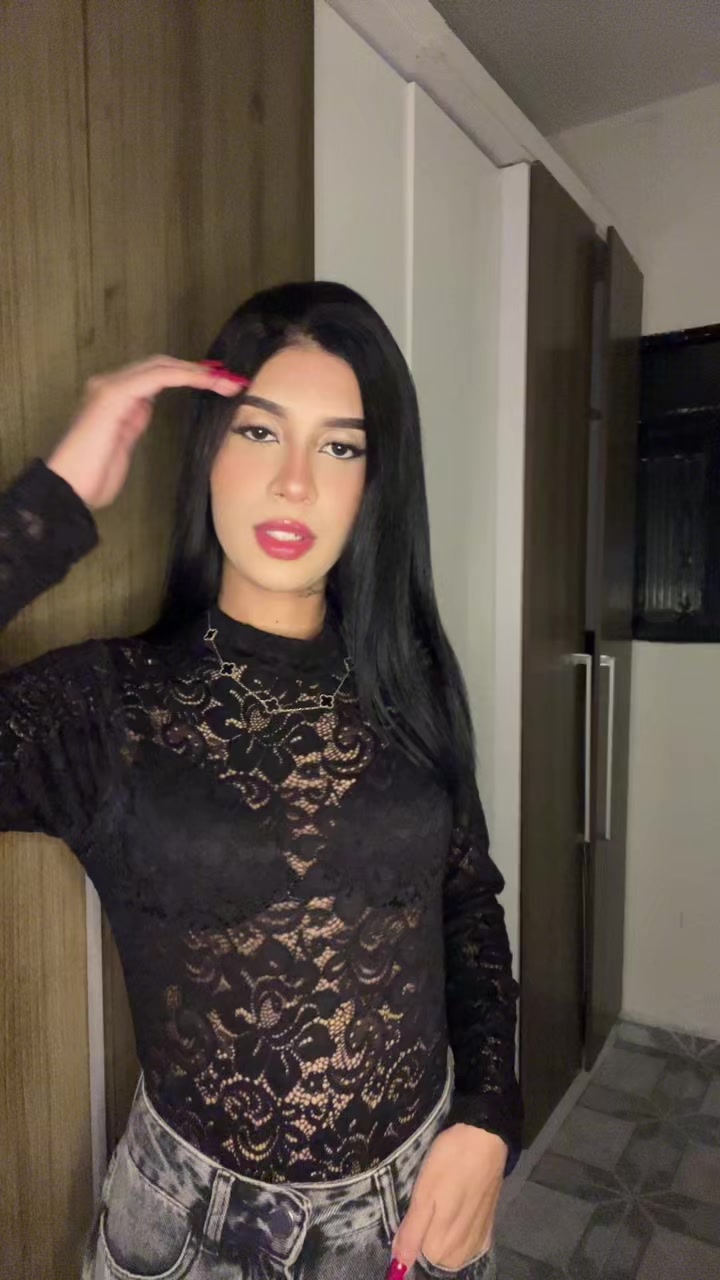 @manuellaoliiv