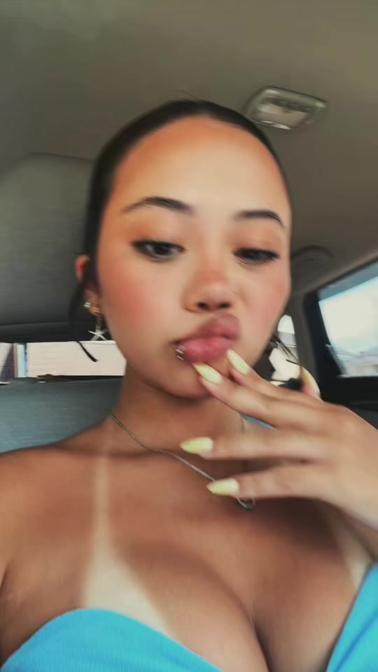 @Rebecca Massumi💋