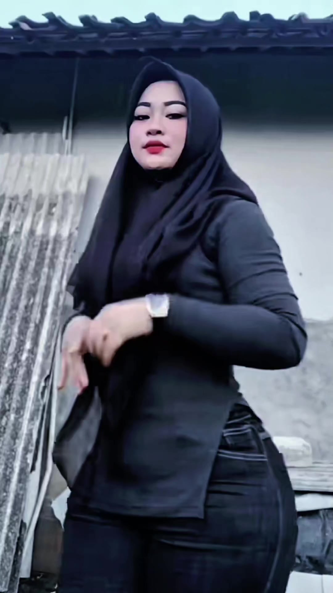 @DEWIasmara396