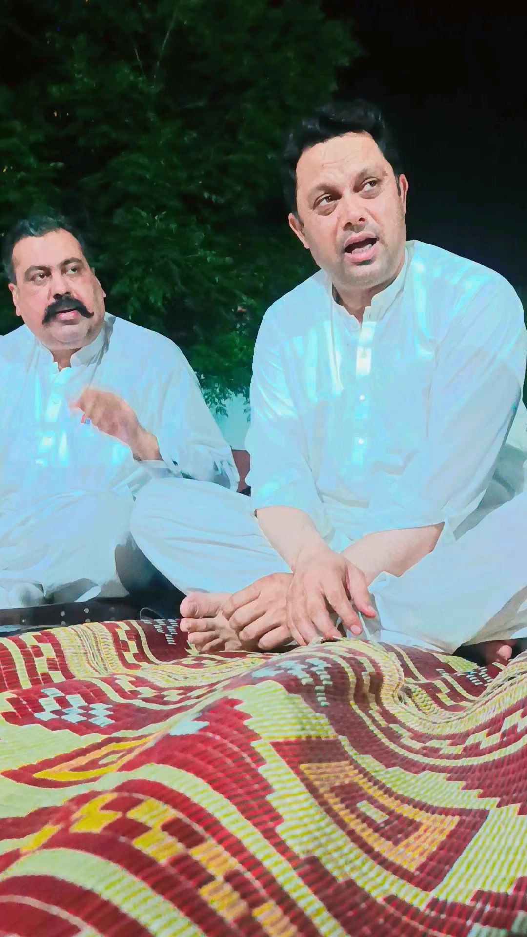 @Malik Riaz_