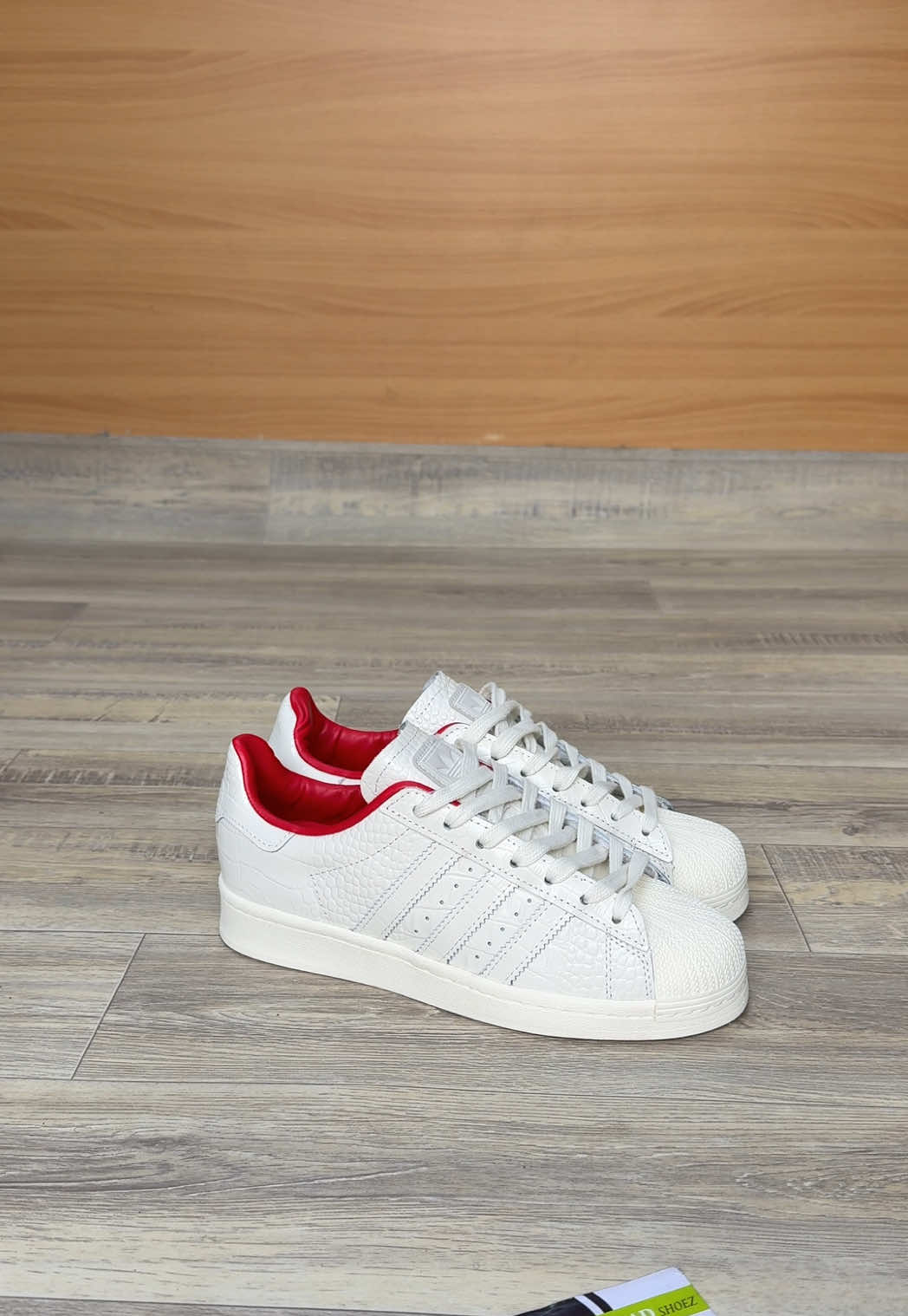 @etihad shoes