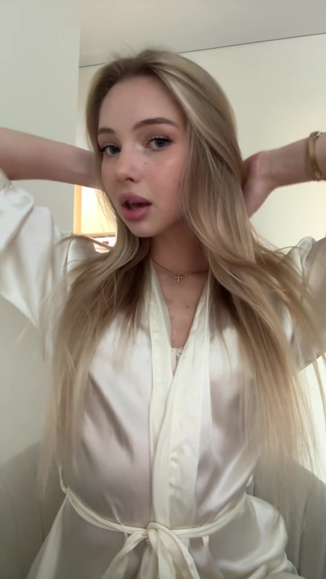 @mari😼