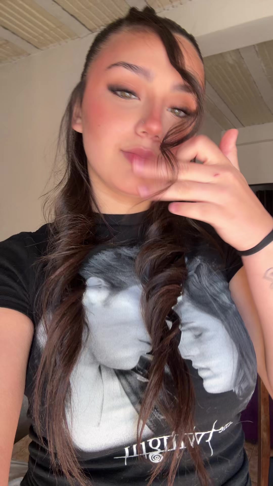 @viiii💜