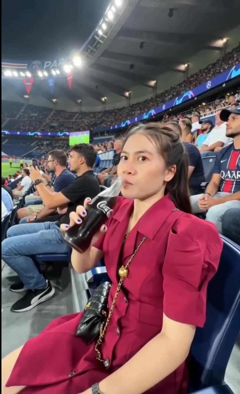 @นิสา