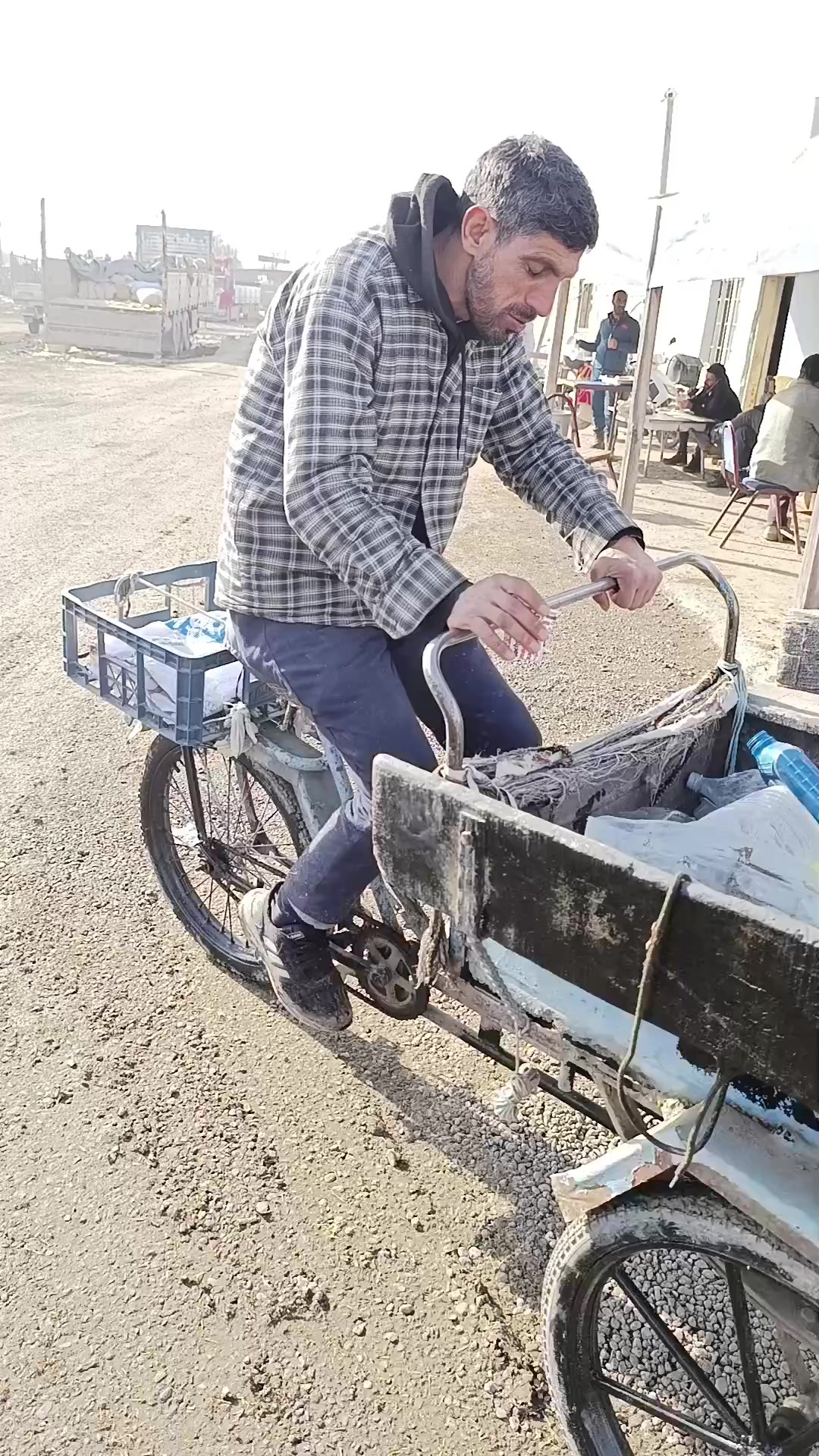 @rojatbekdili7604