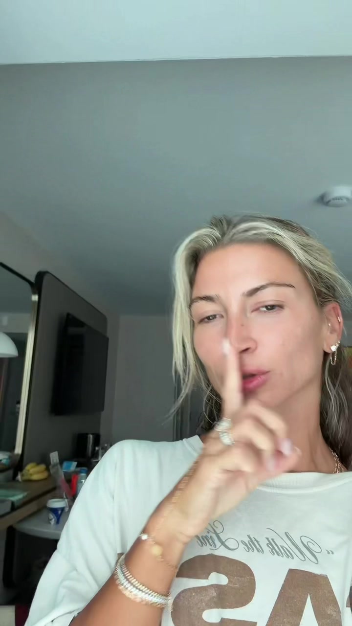 @DaniellaKaragach