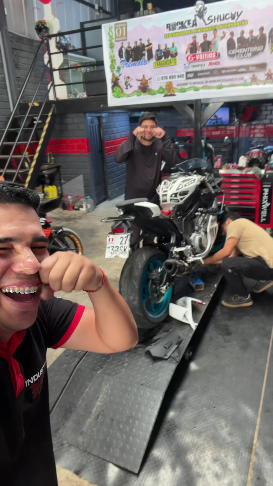 @Industria Bikers