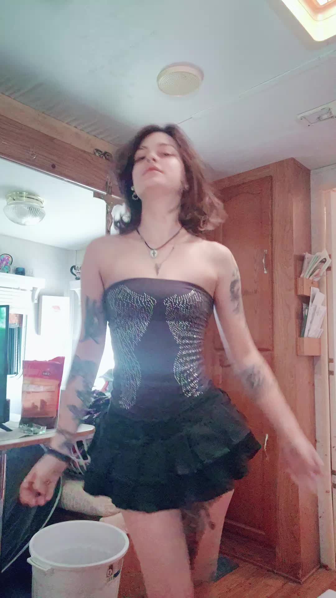 @JessieCobain