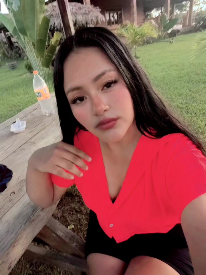 @andrea león