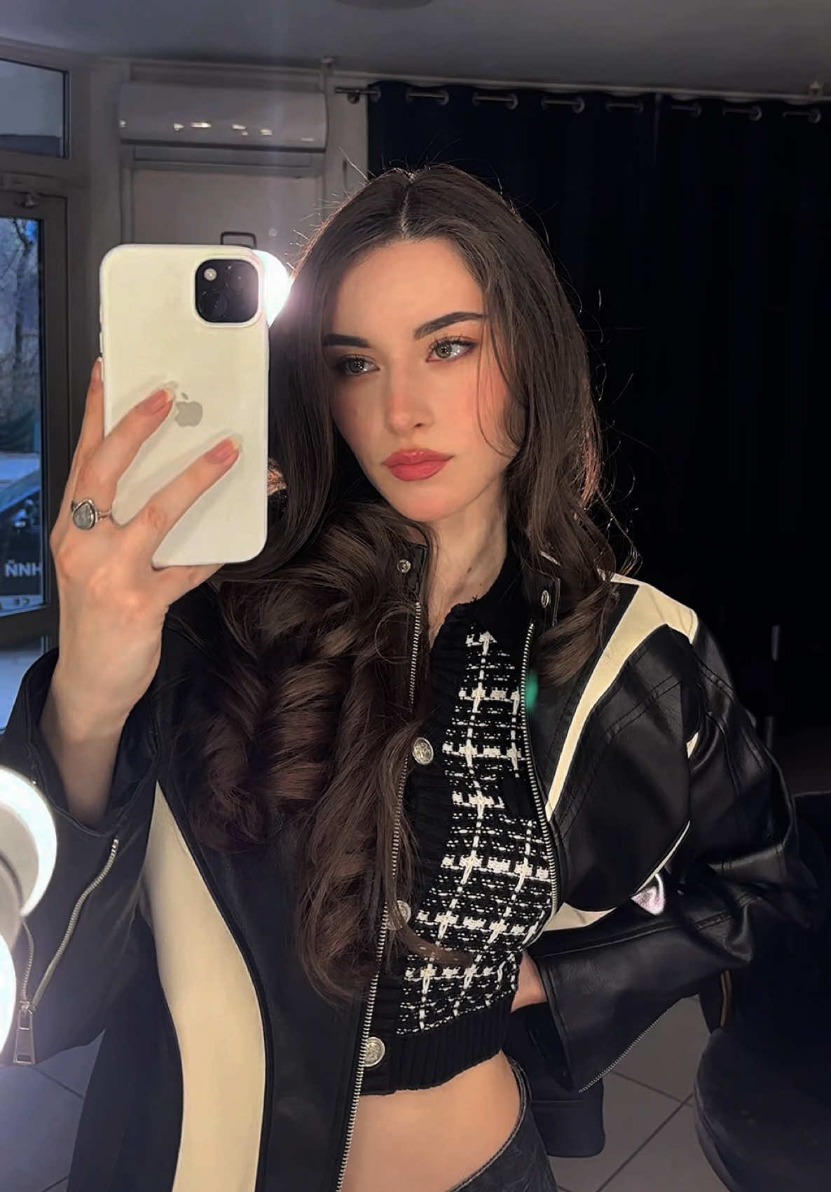 @Neonila🛸