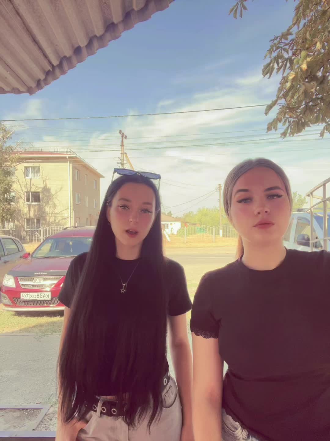 @миля