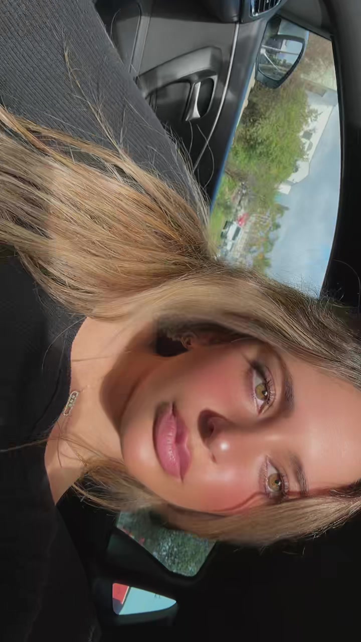 @paris_lily16