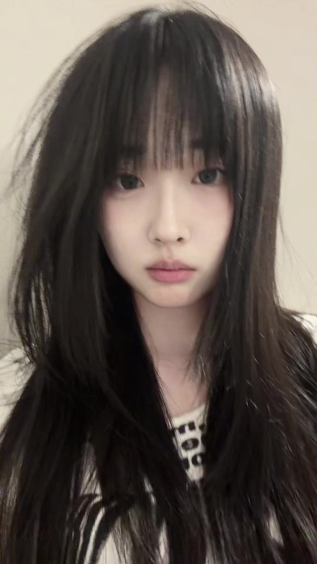 @냐