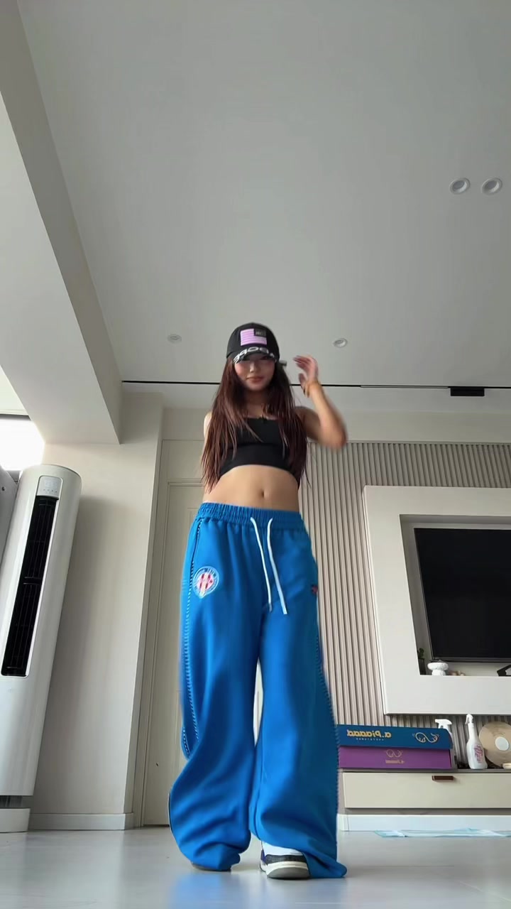 @vivi