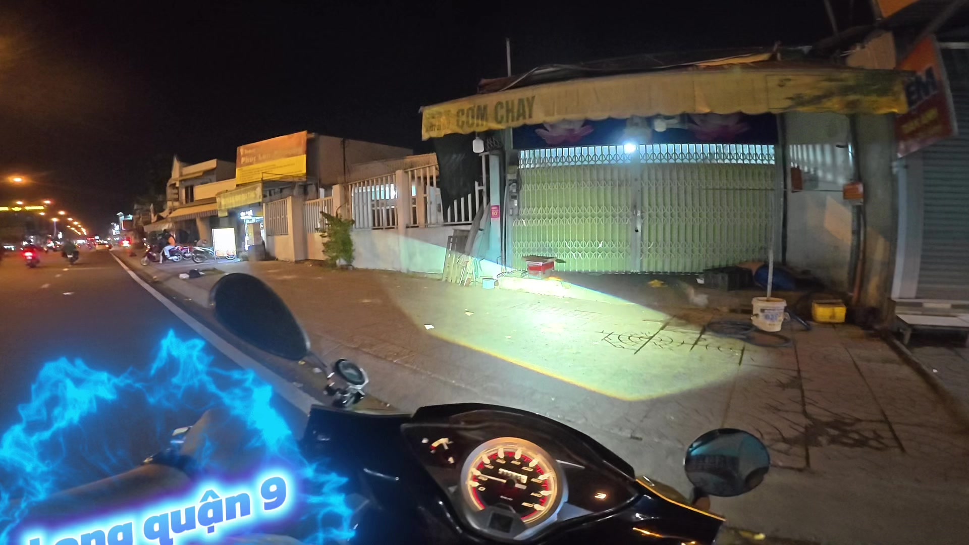 @Long Quận 9