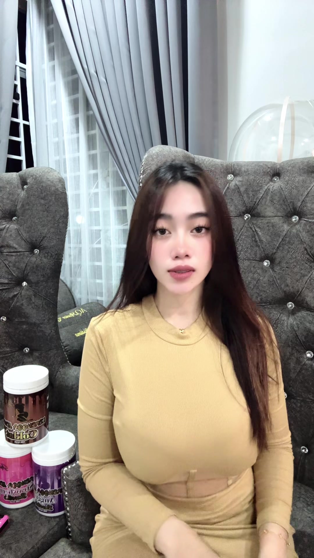 @AQQISTIENABEAUTYY