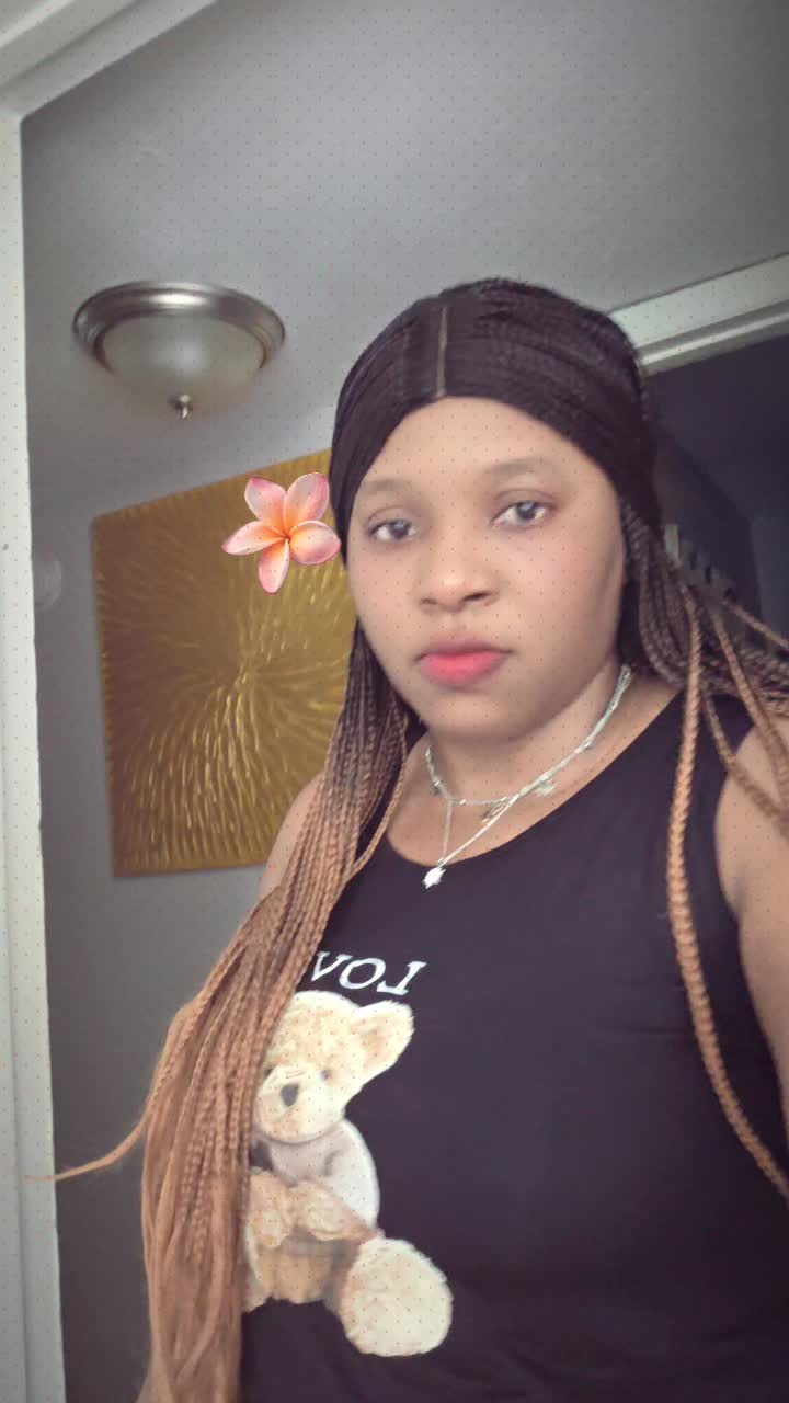 @Eveline Cemexant