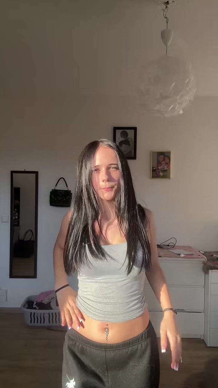 @emy_fuchs