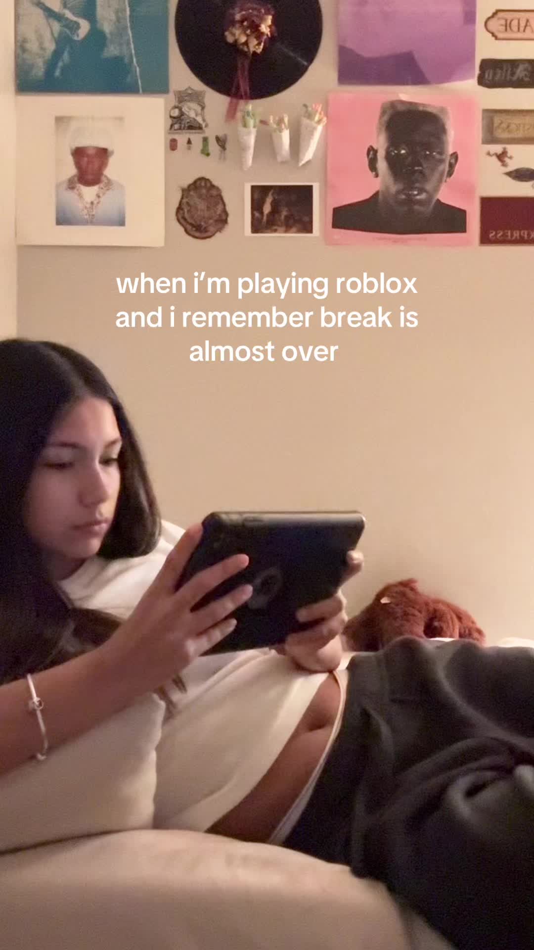 @bella🦄