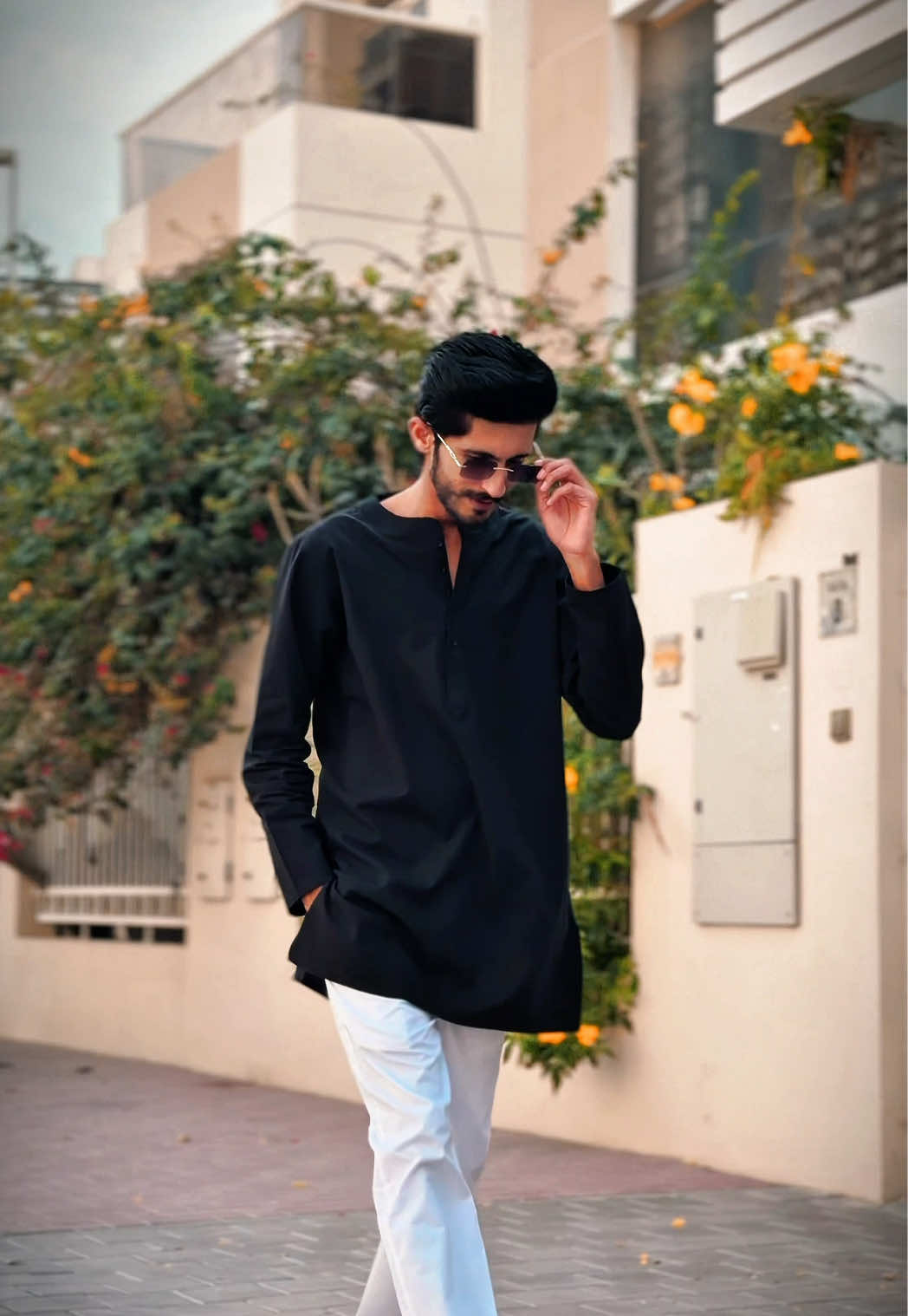 @Husnain Dhawla🇦🇪
