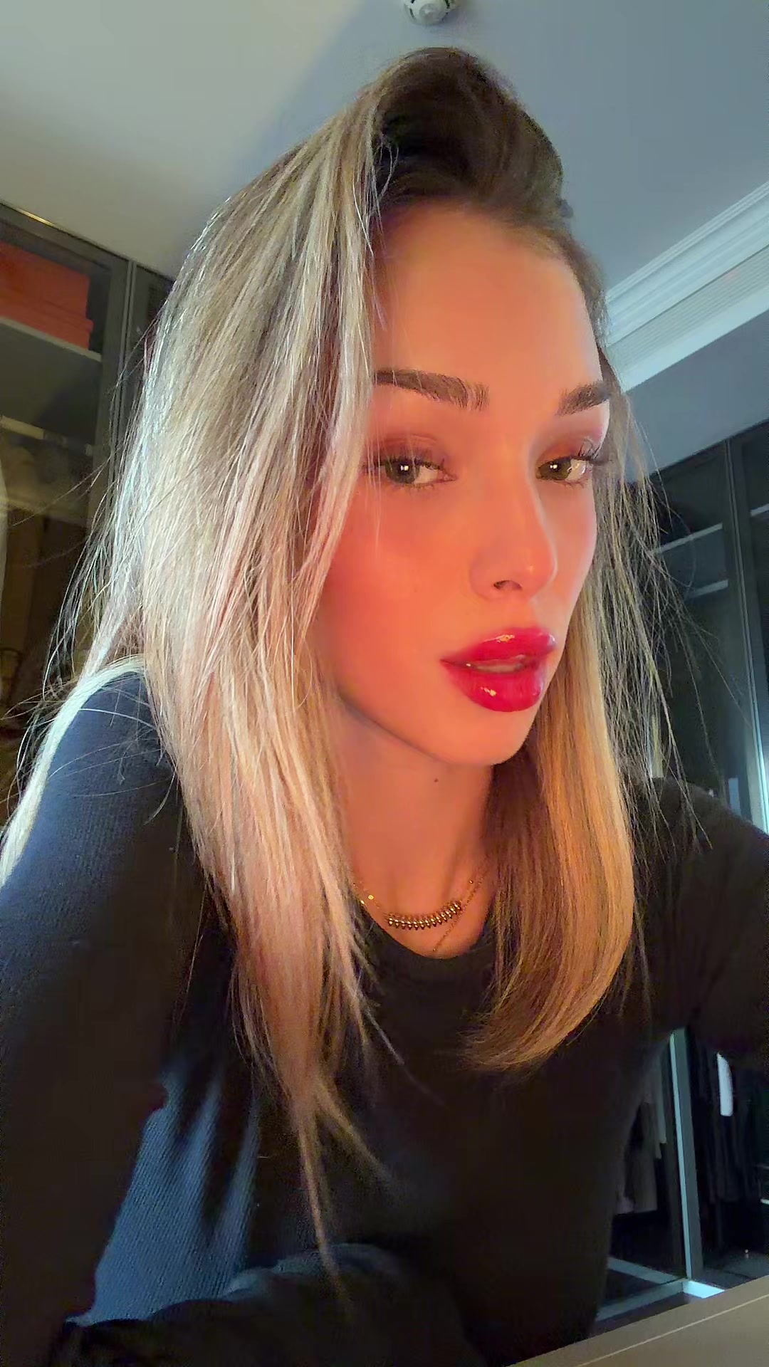 @aylotalkss
