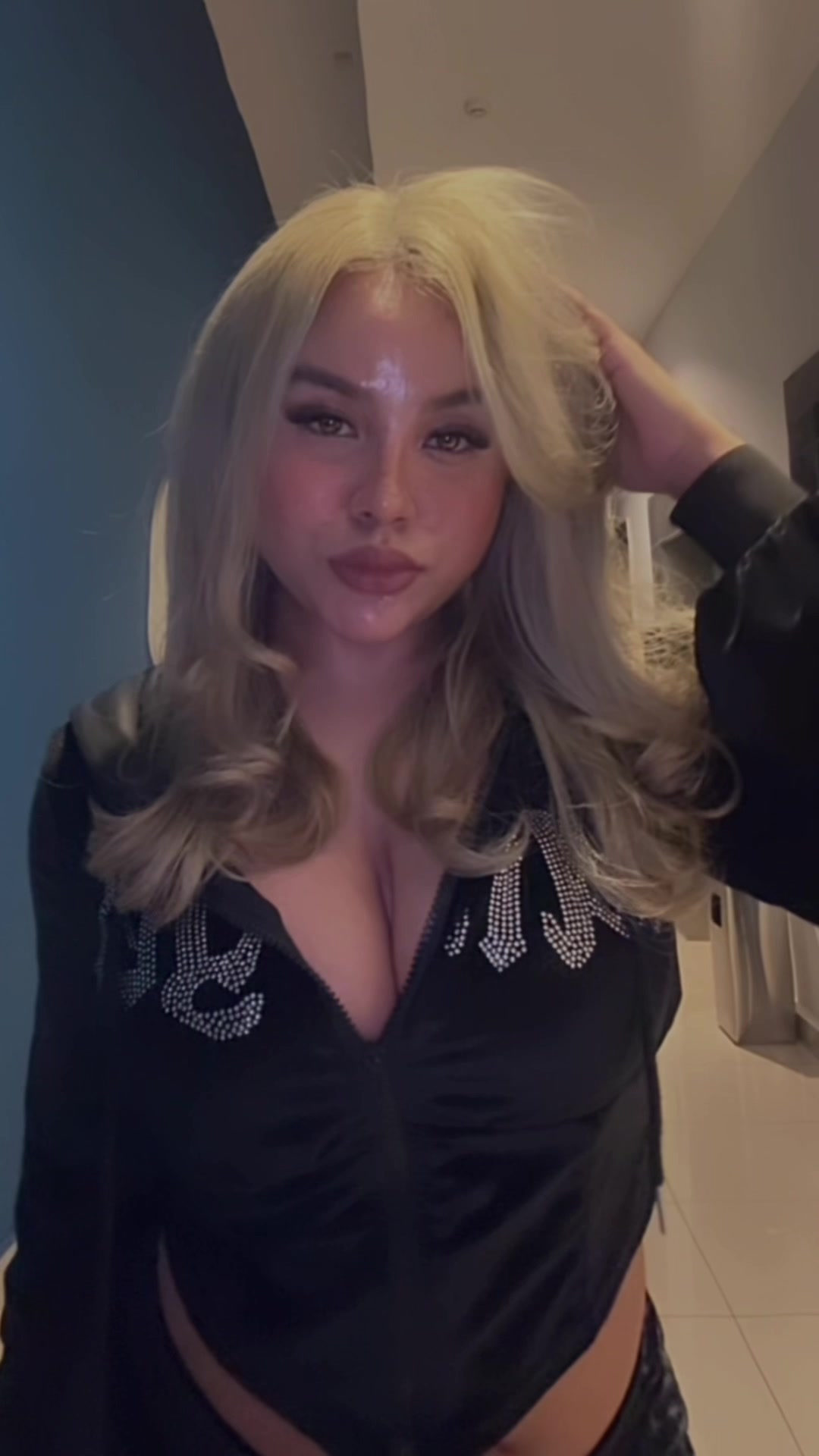 @Femeyra