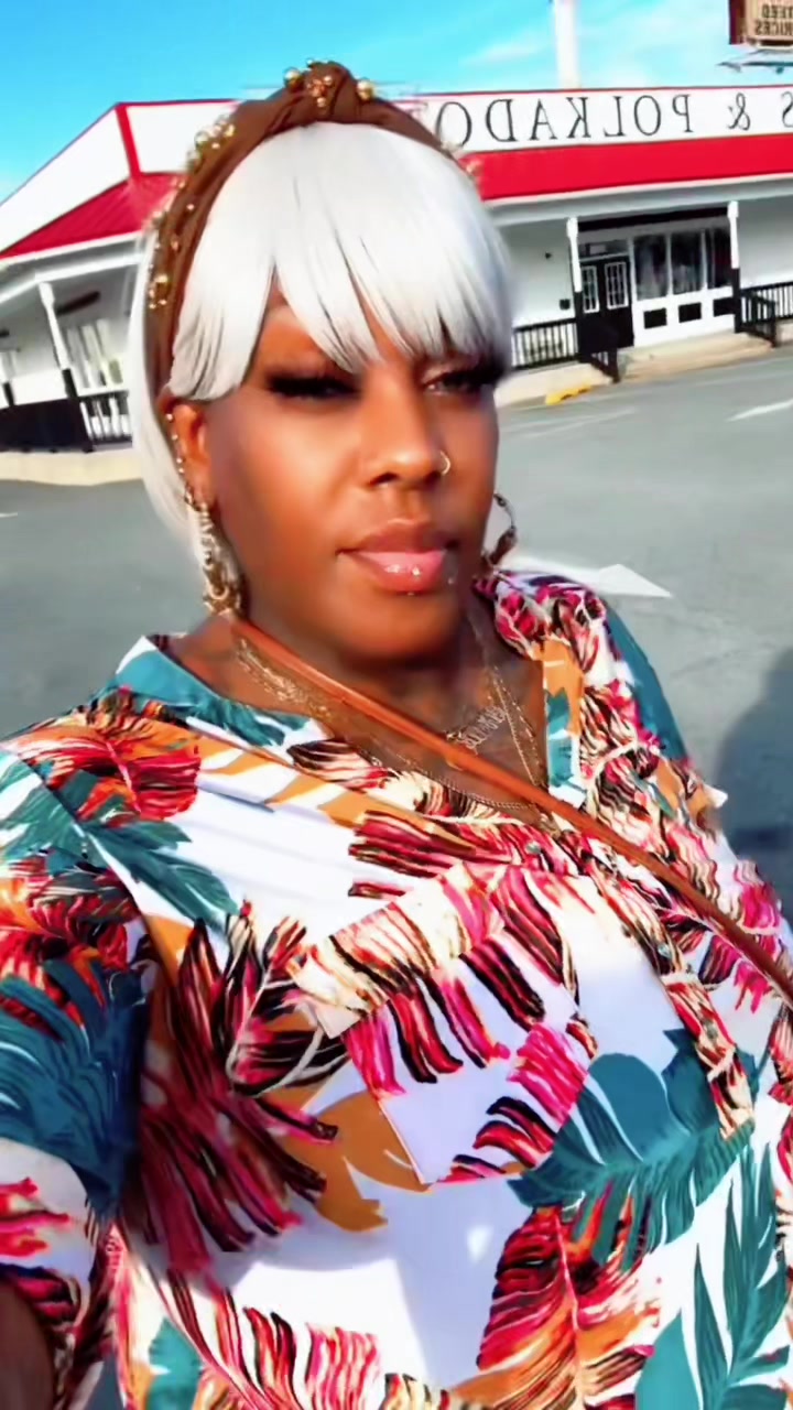 @BlondeBlessn