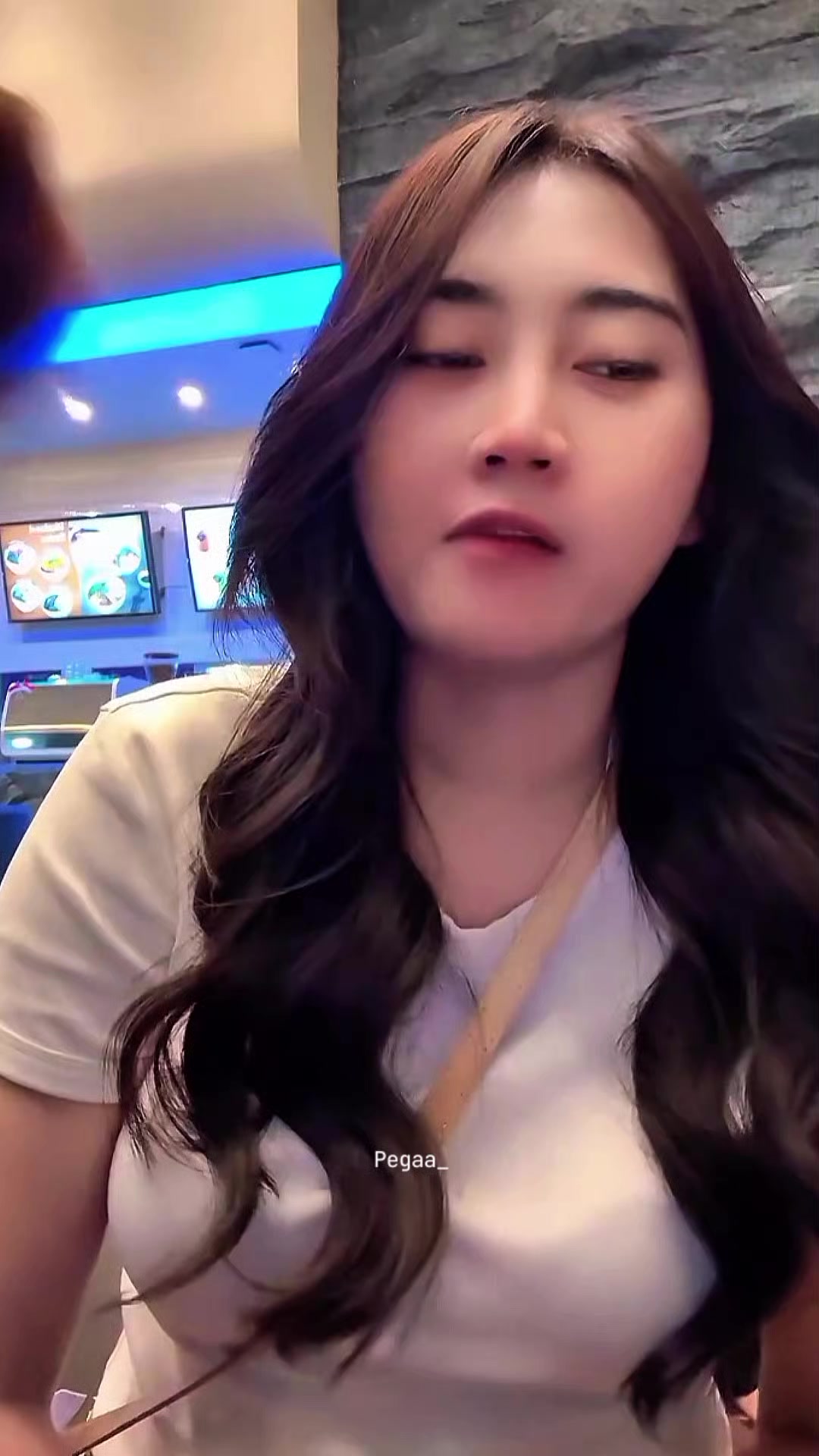 @Pegaa_