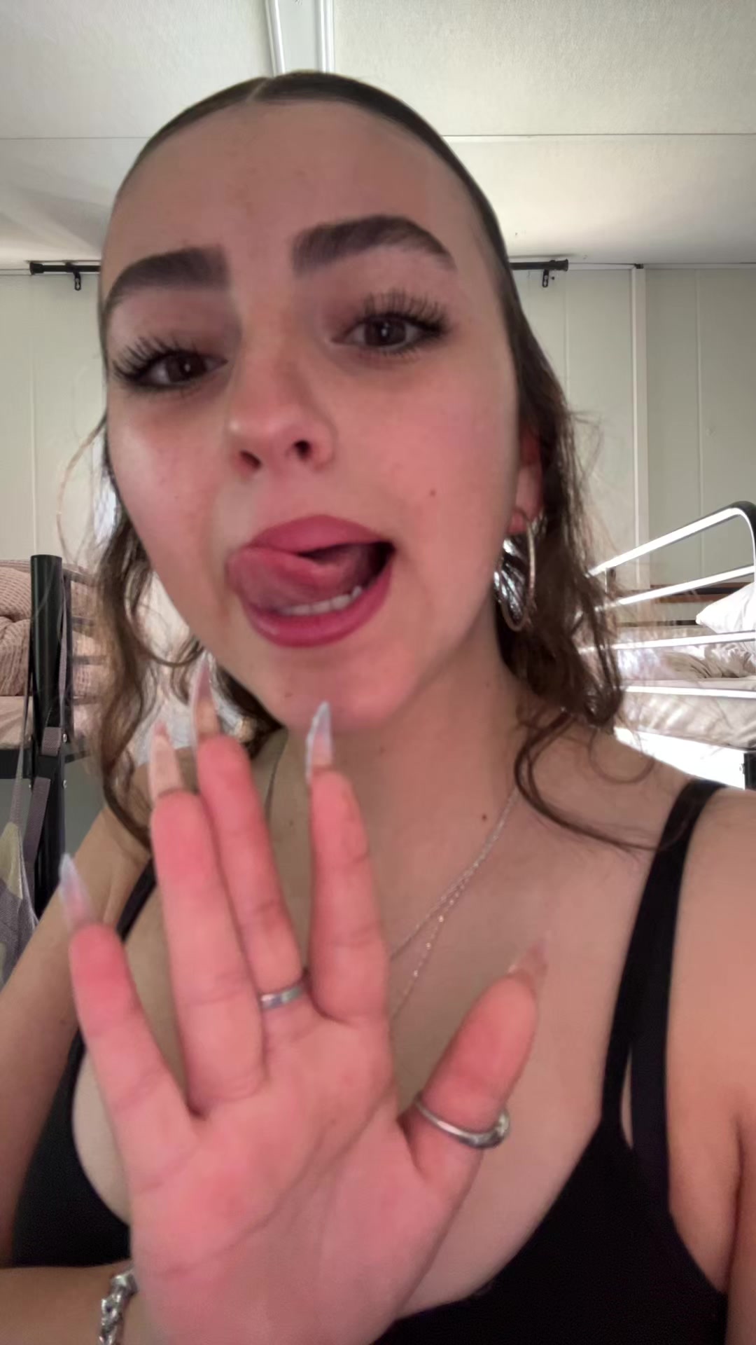 @Avivoosh😈