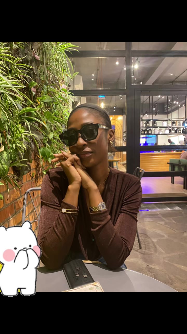 @MISS CHERATONNE 🇨🇩