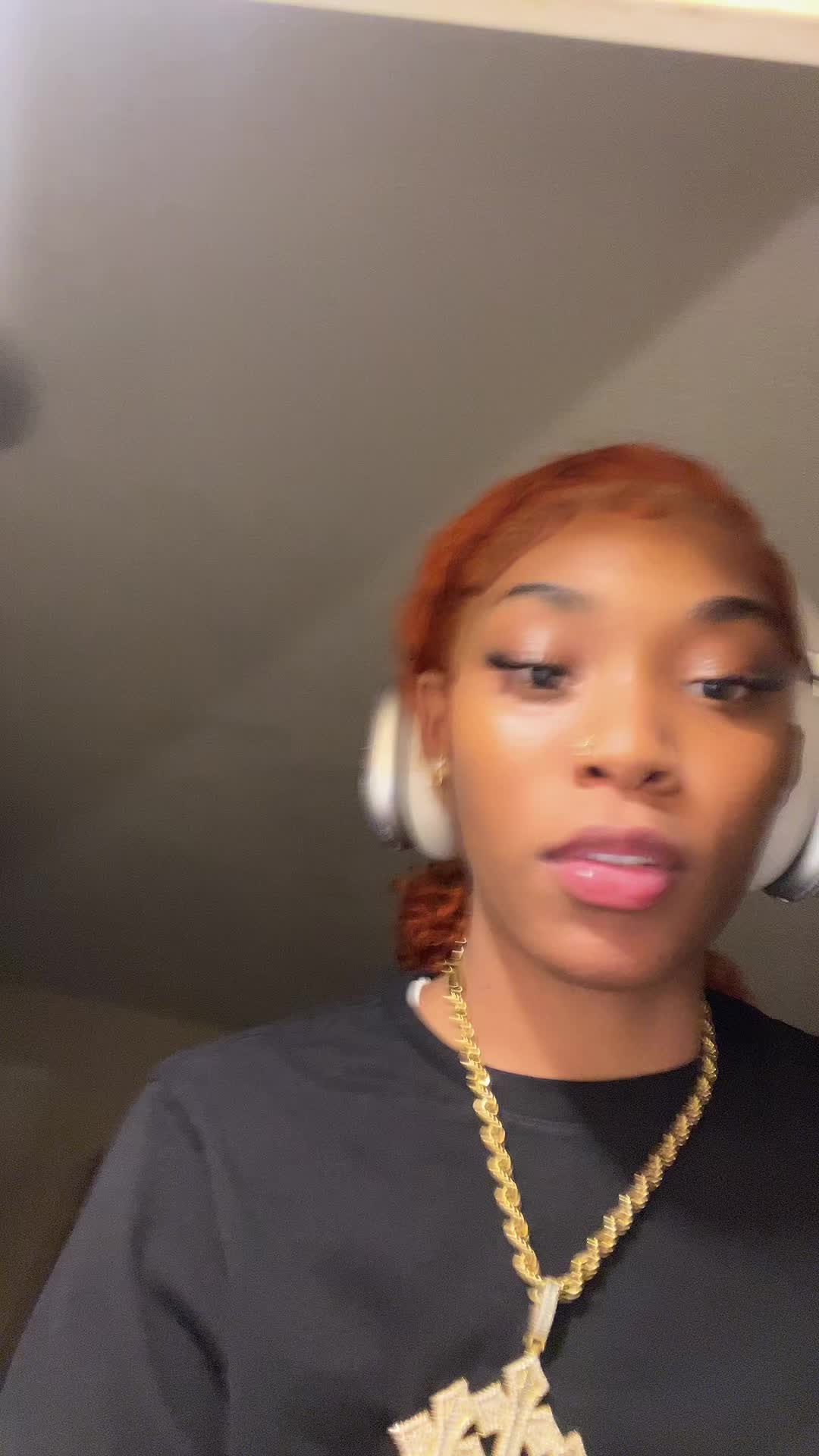 @D&iuml;m&iuml;no 🦋