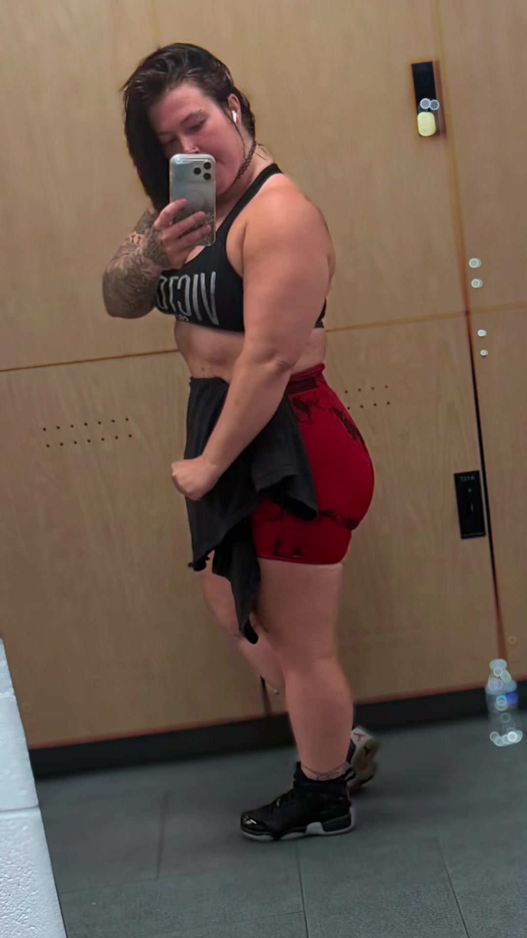 @Taneshia
