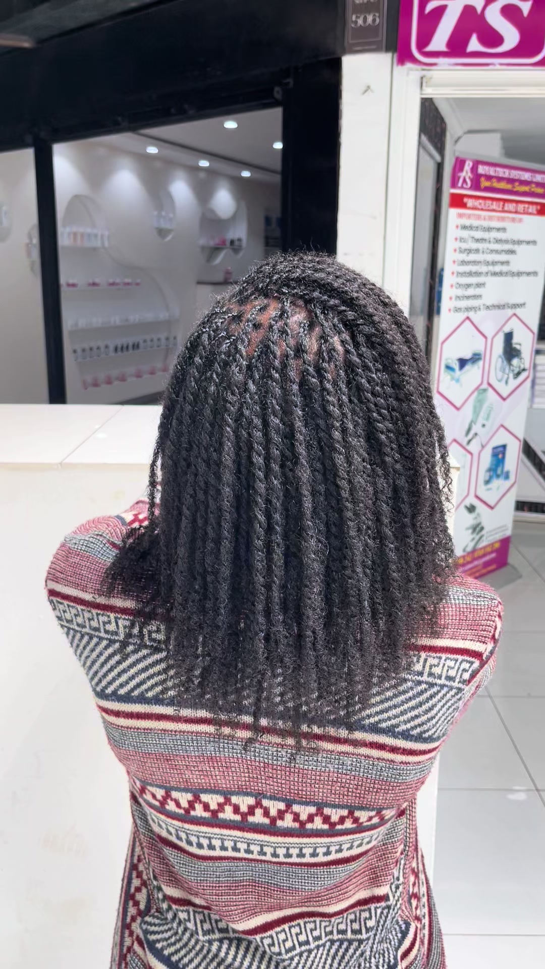 @hair_by_phyll