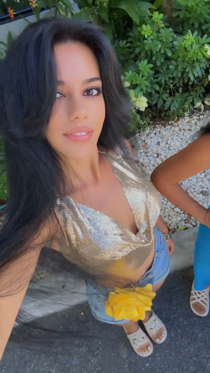 @ElenaYerevanOfficial