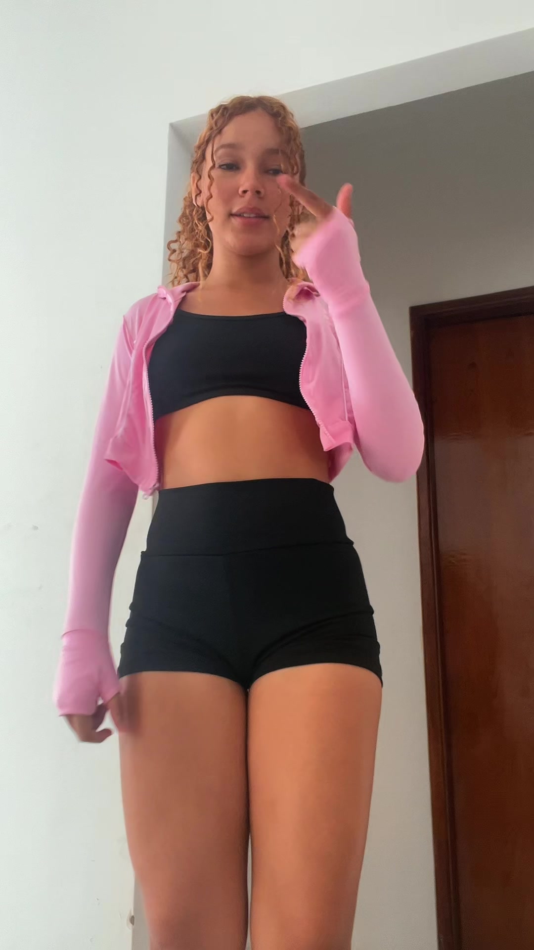 @lia Mendonça 🌻