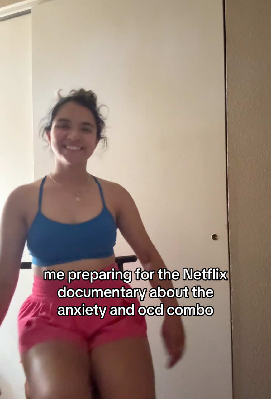 @sillyshortlatina