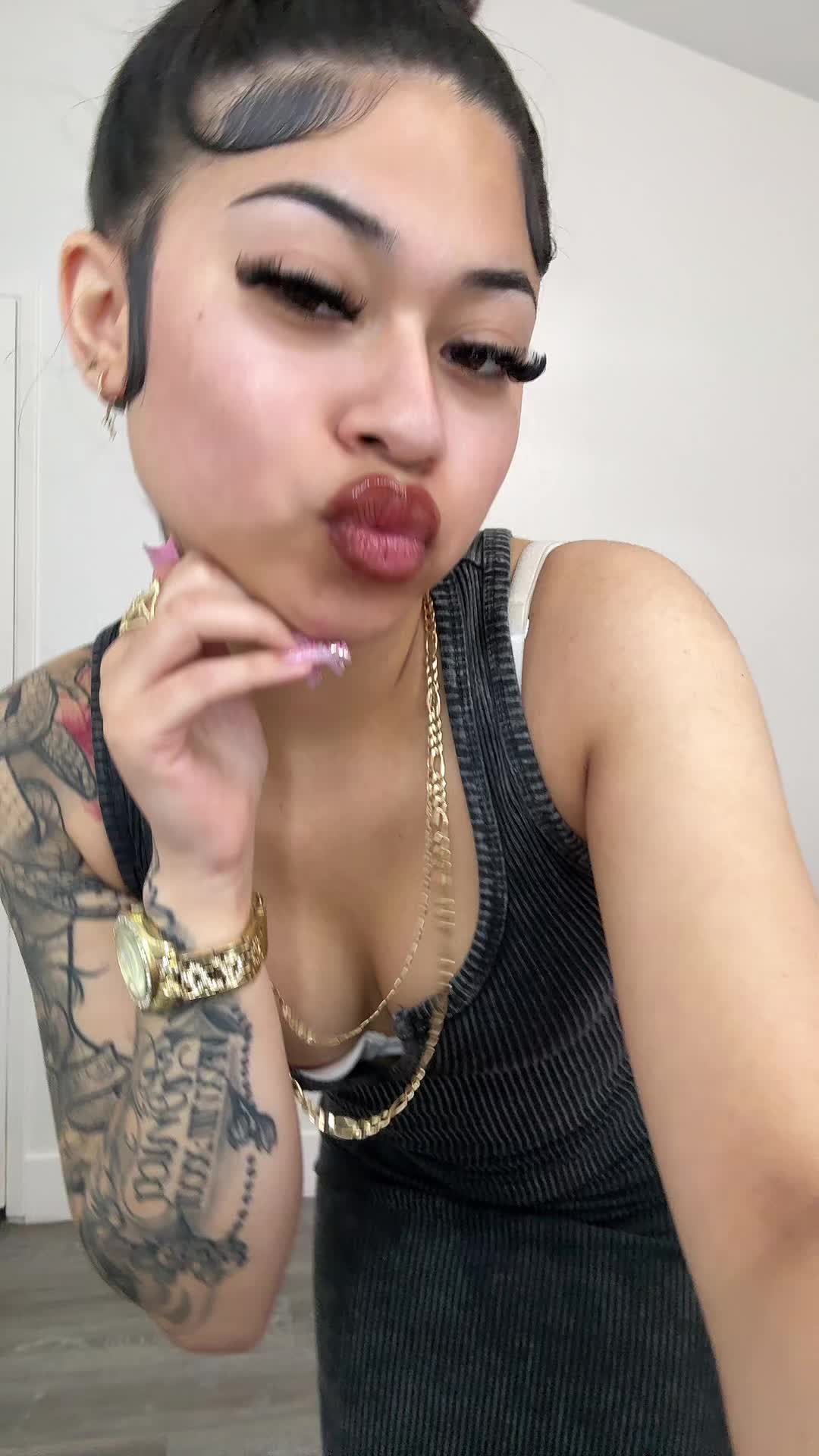 @Babyd2fine