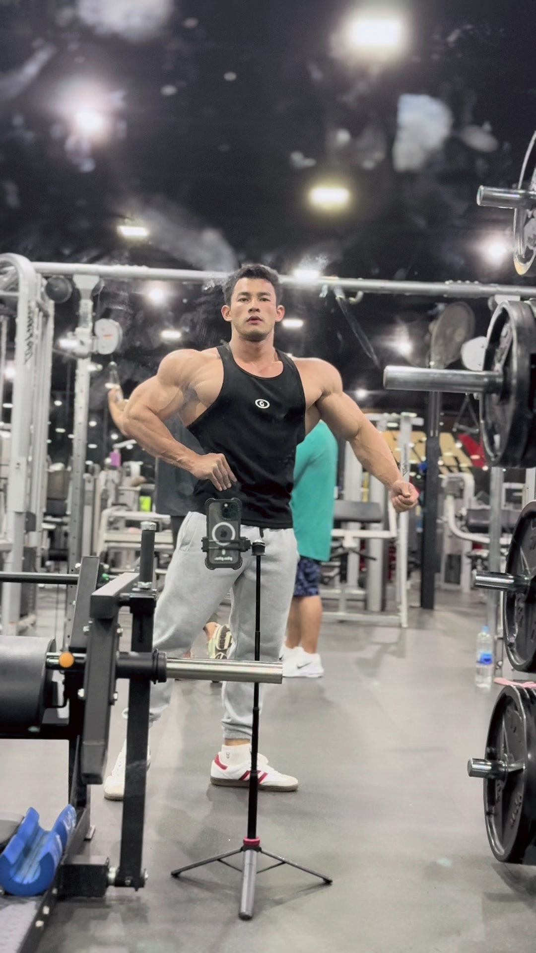 @Tong Puttipong ifbbpro