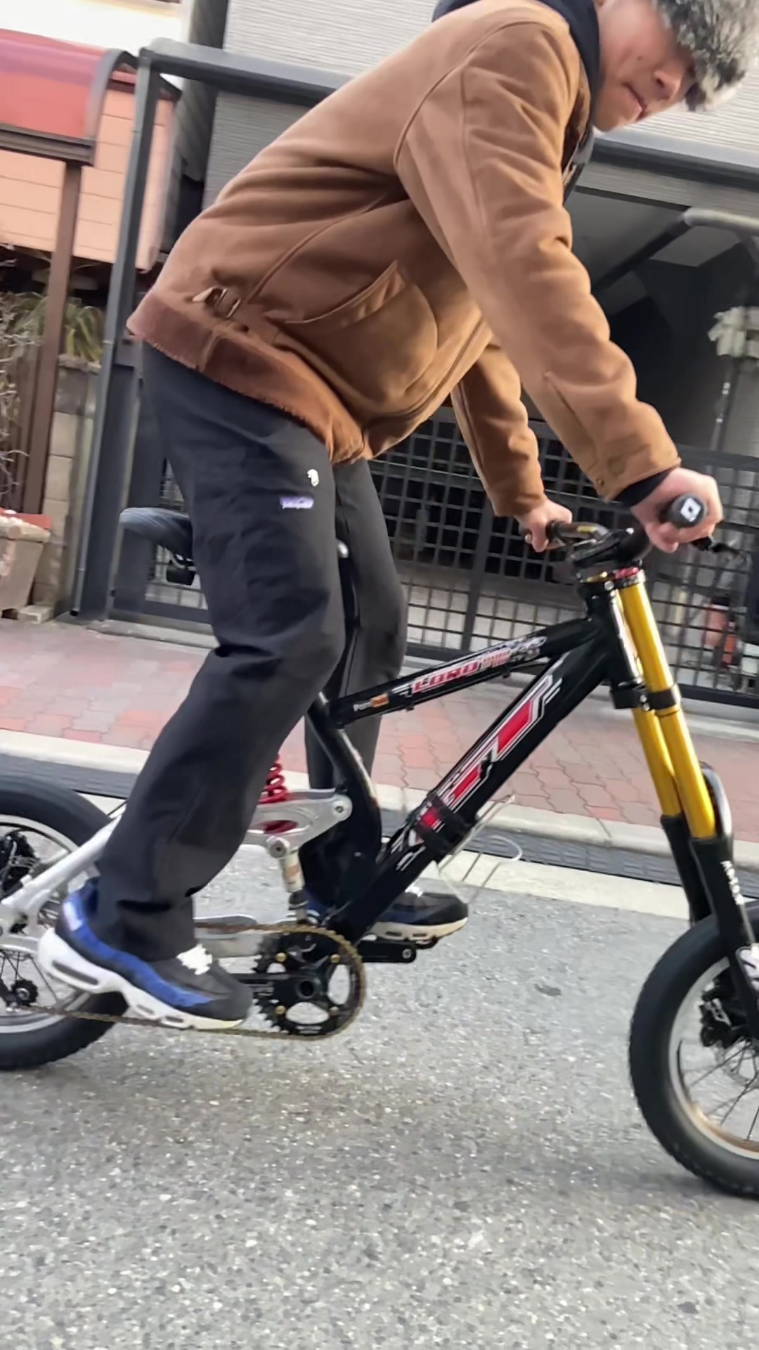 @Uglycycle / アグリーサイクル