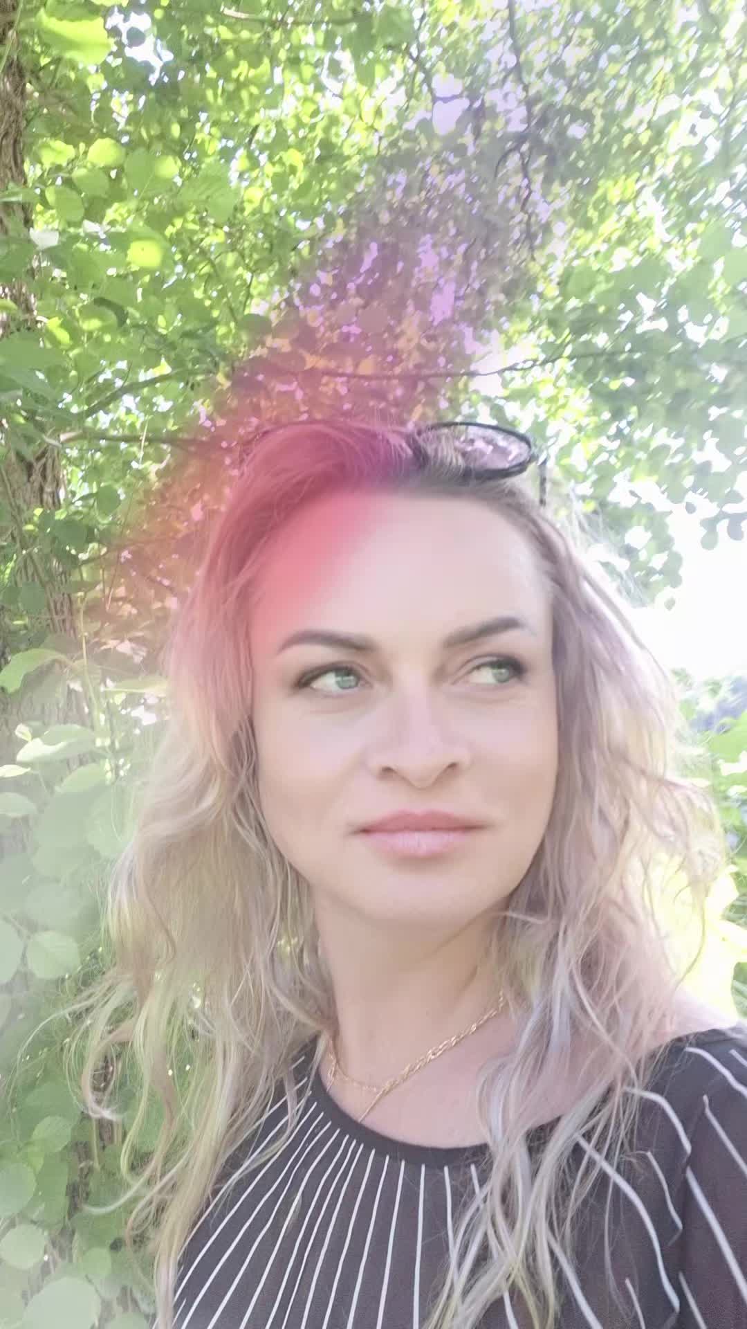 @Viktoriia