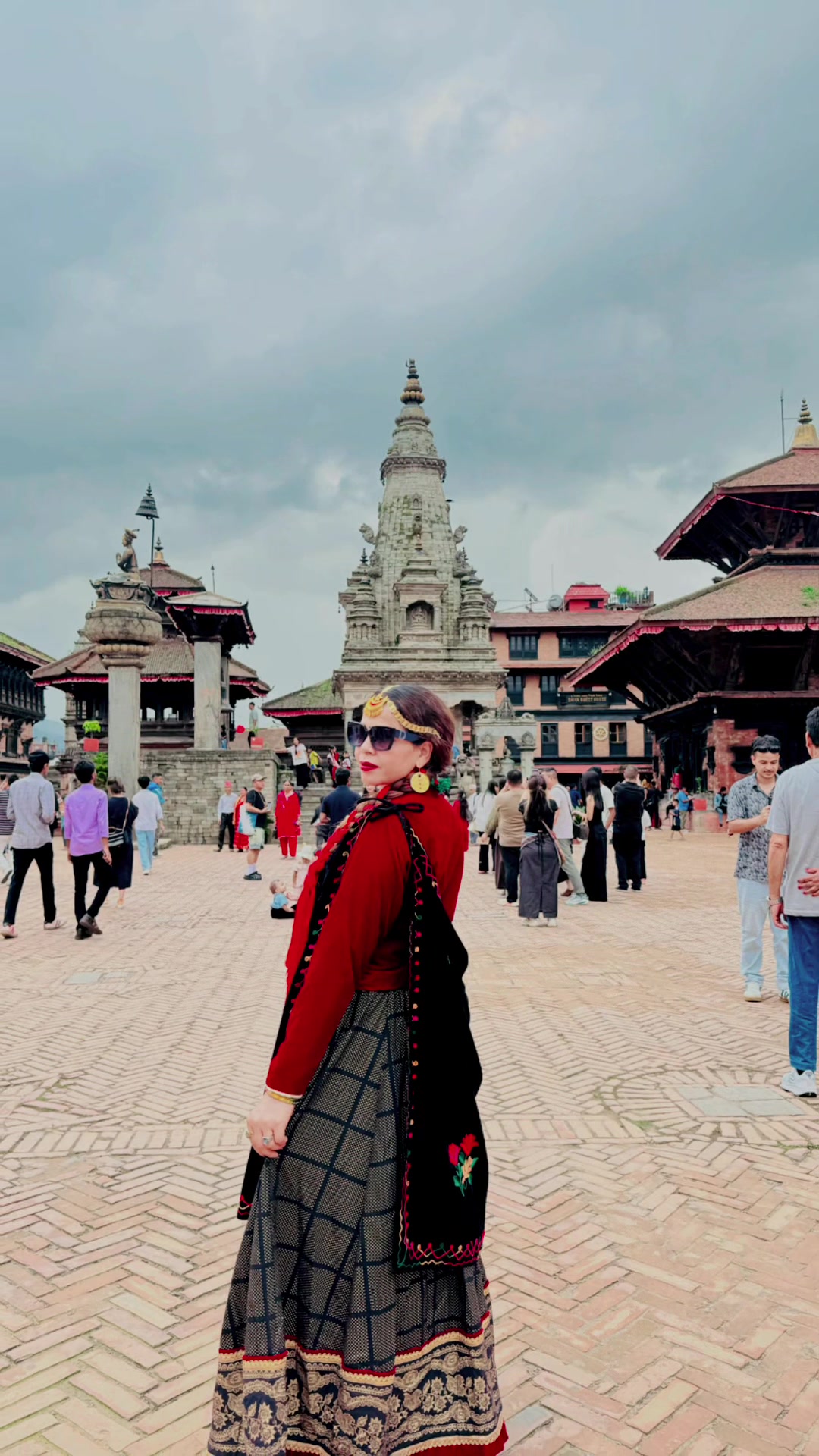 @Sumala @karki🧿