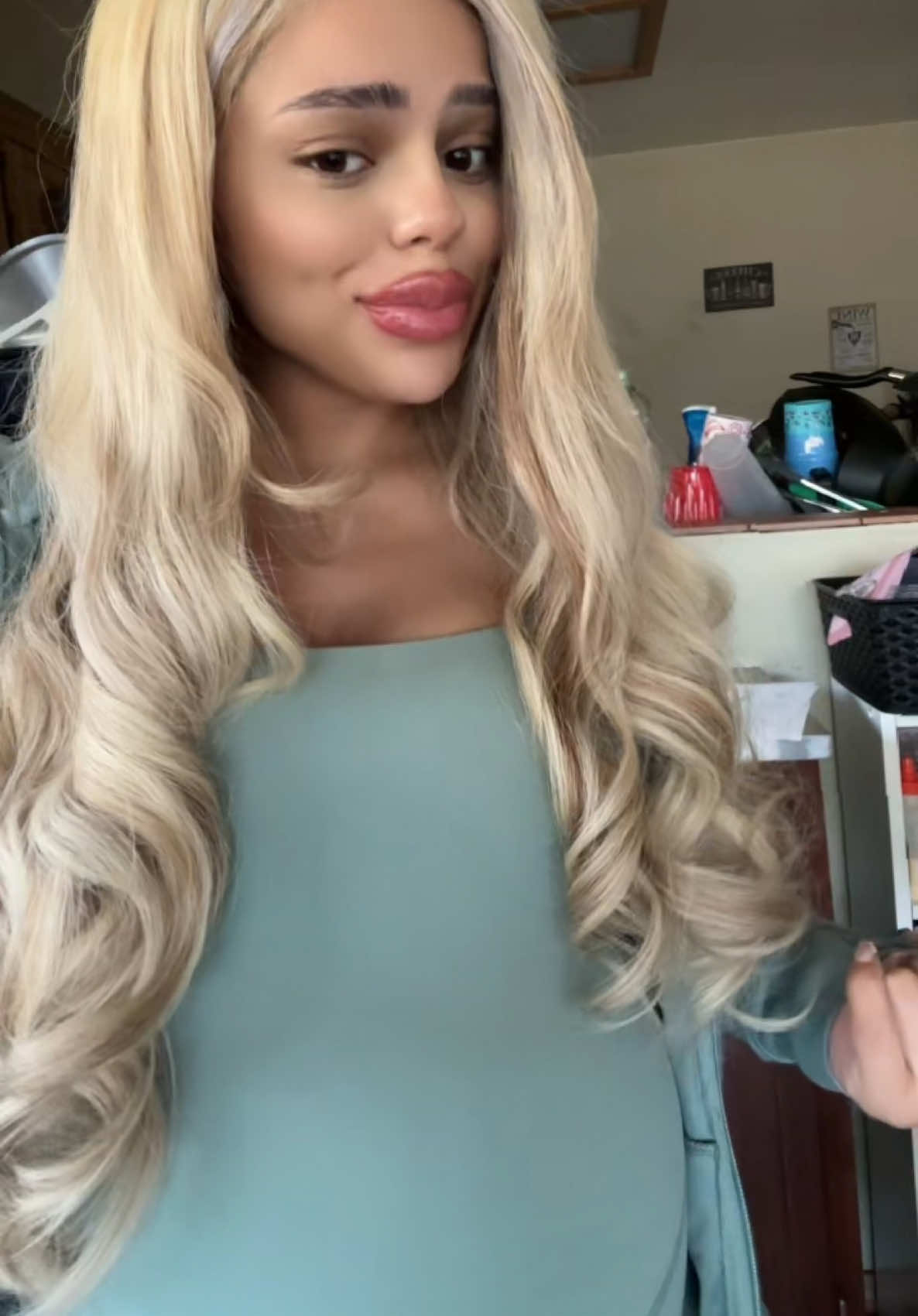 @Hillerstoneee