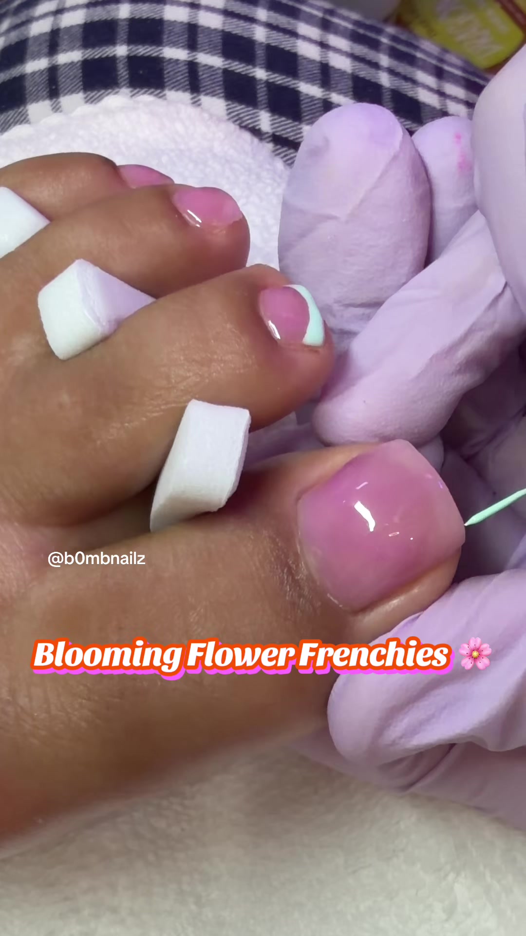 @Bombnailz