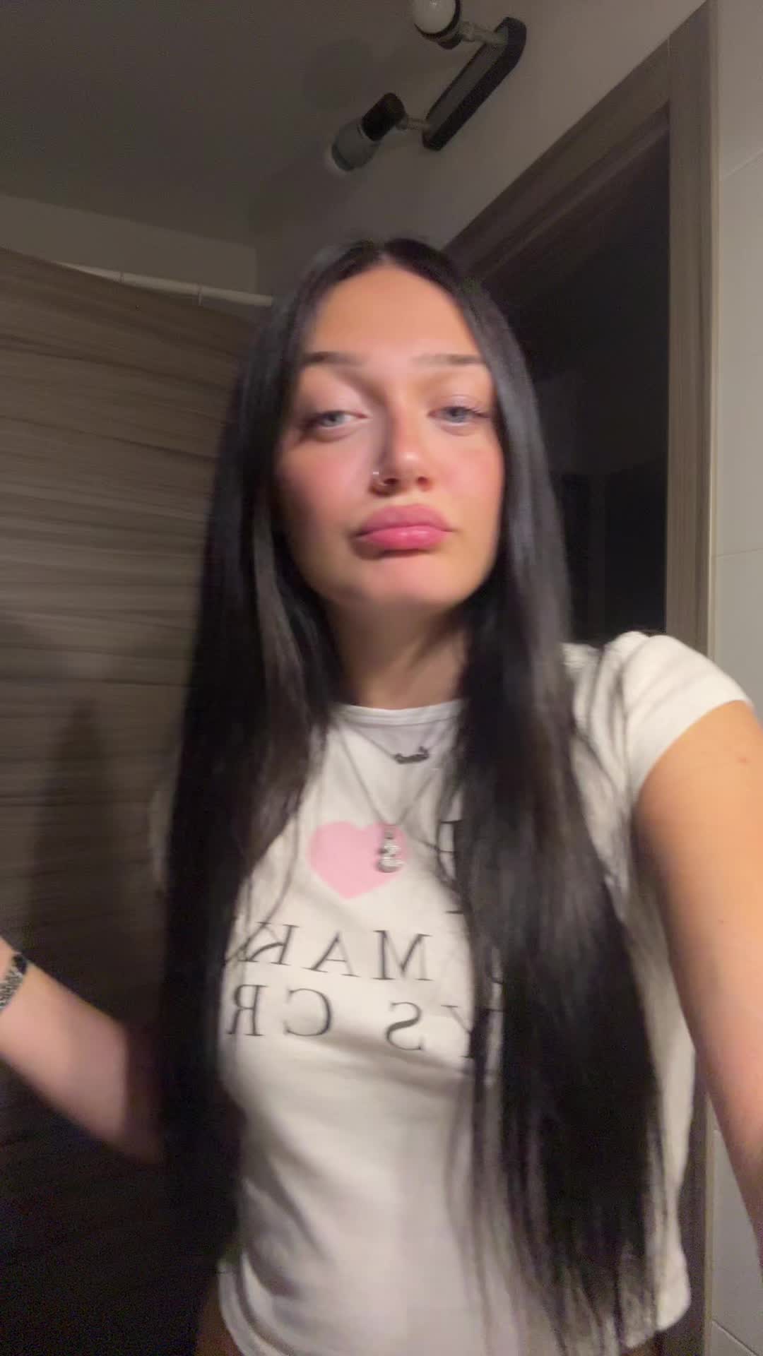 @stillthatsara