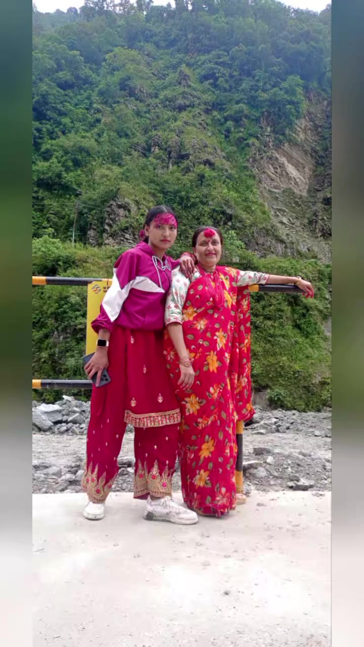 @कमला खड्का