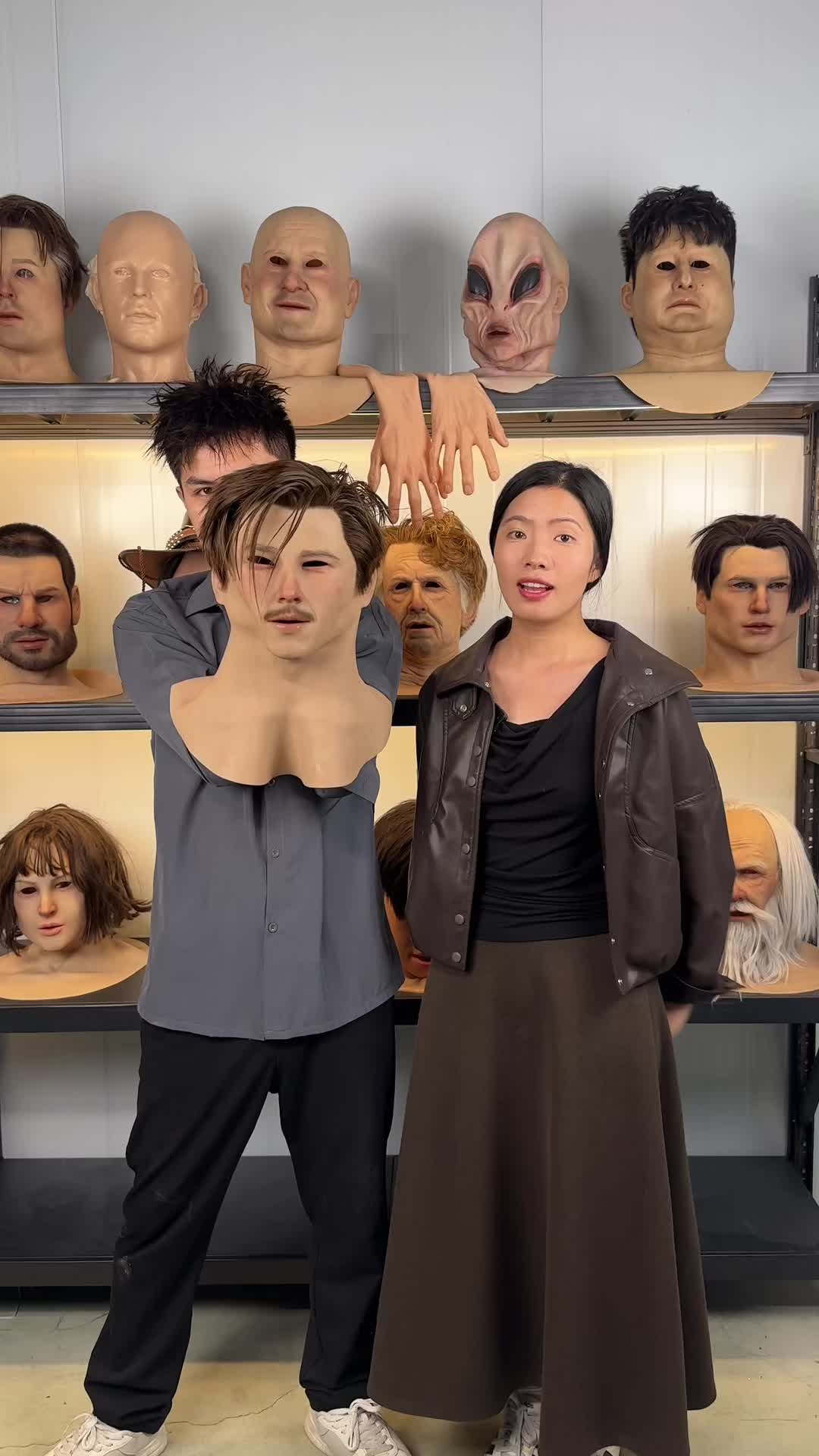 @Lifelikemask
