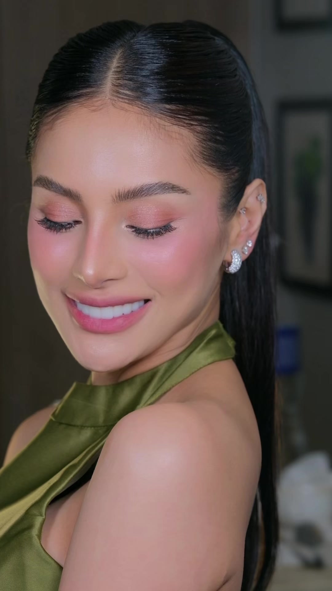 @IG: @MakeupbyNeilMejiaDiaz