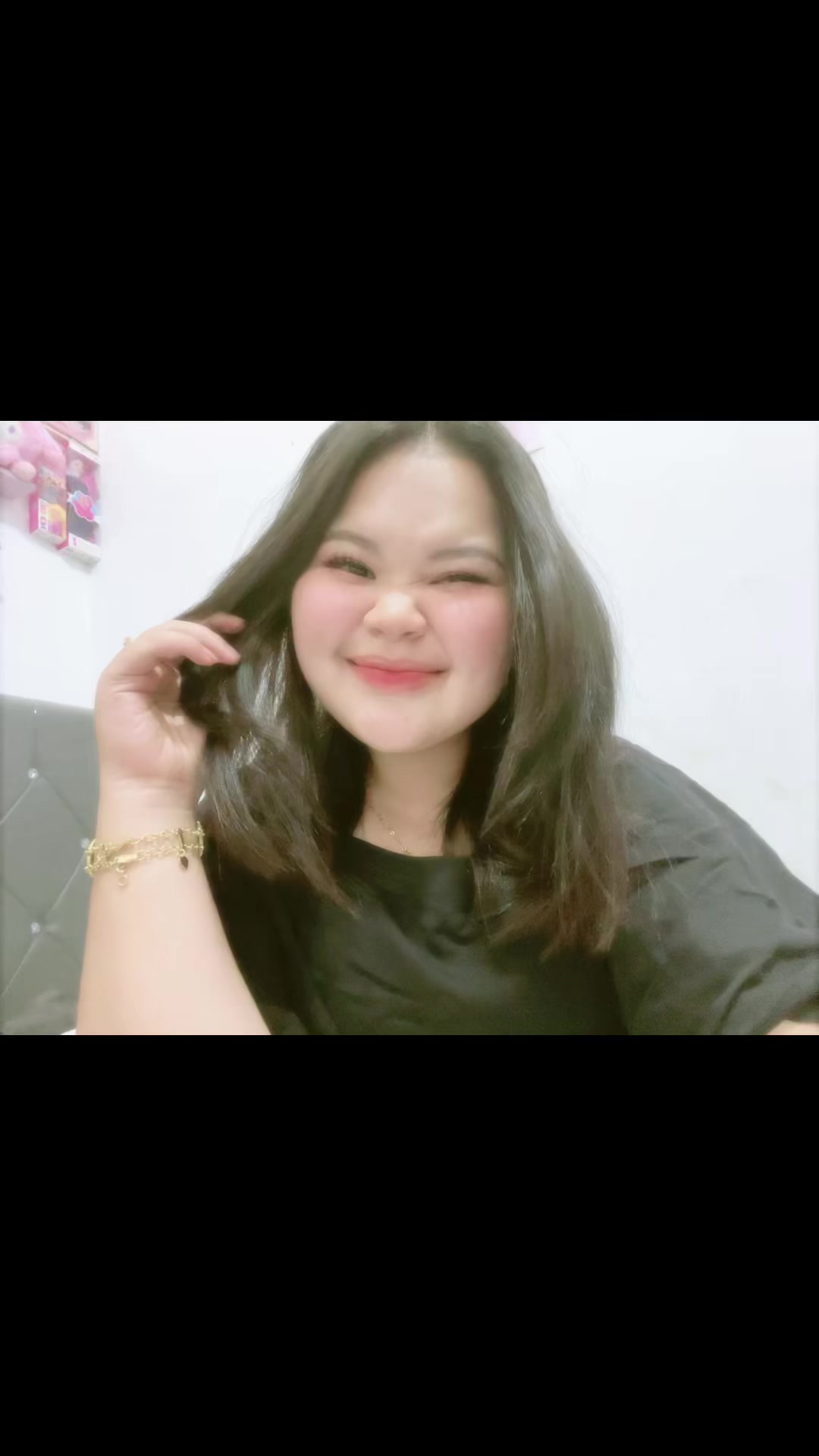 @Nisaa18