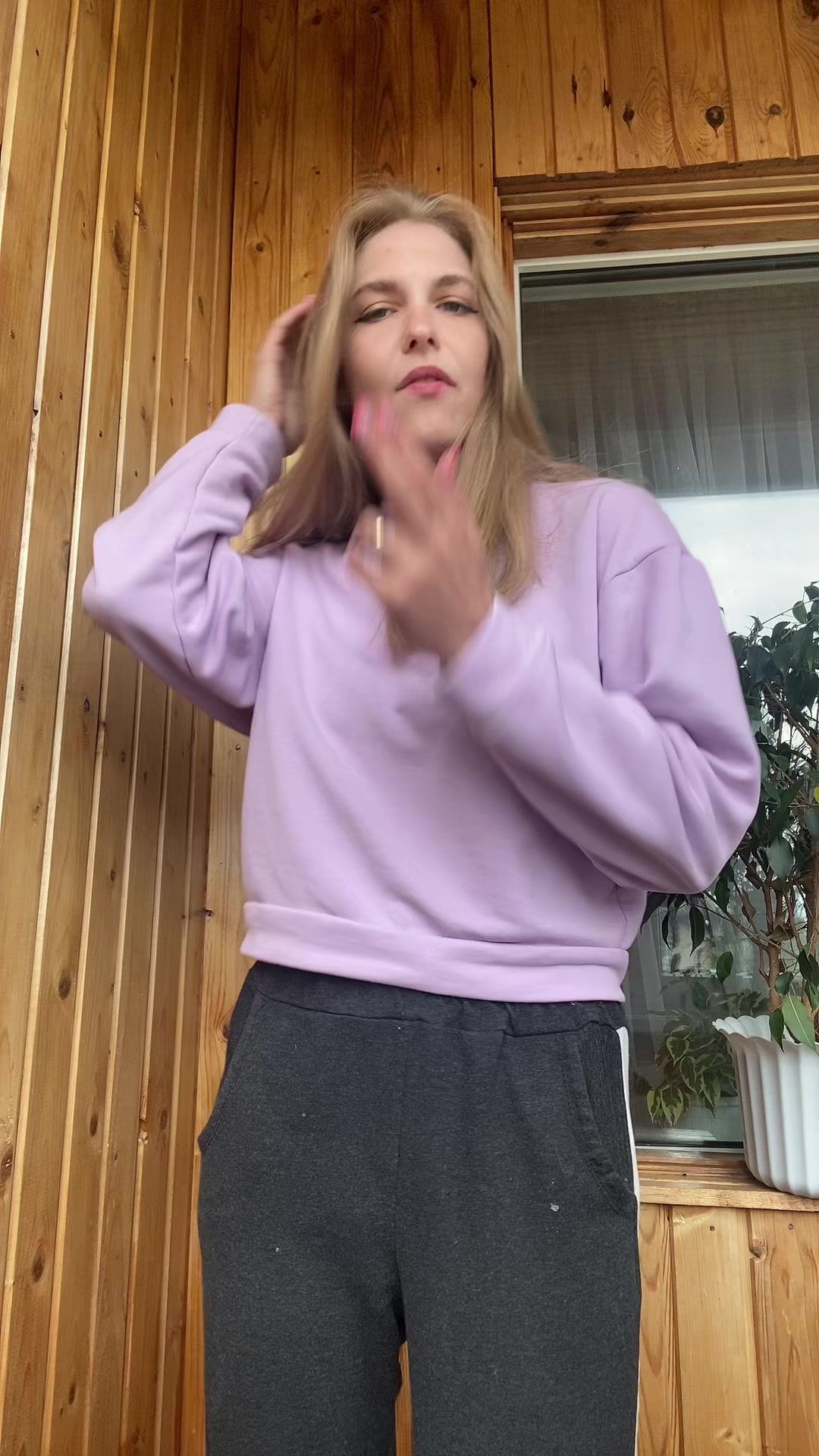 @𝘌𝘬𝘢𝘵𝘦𝘳𝘪𝘯𝘢✨💕