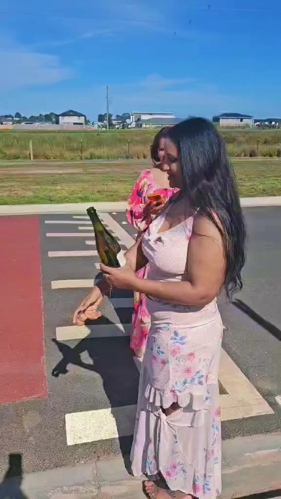 @Adii tiya🐝🇦🇺